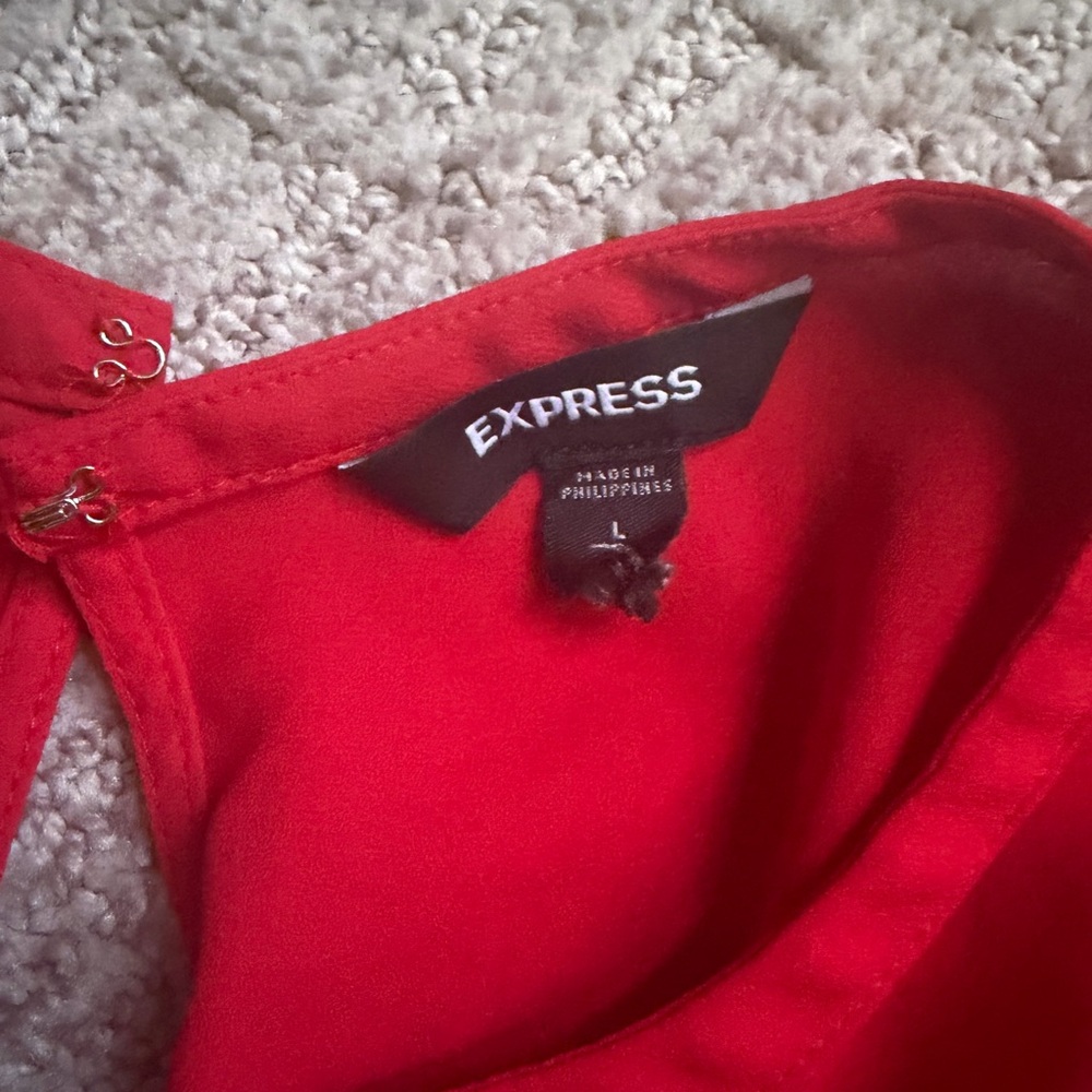 Express Vibrant Red Garment
